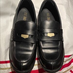 Dream Pairs Elegant Black Loafers with Gold Detail